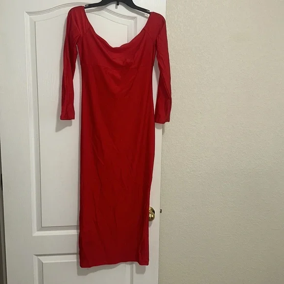 WOMENS XL BODYCON SEXY RED OFF SHOULDER DRESS - Picture 7 of 8
